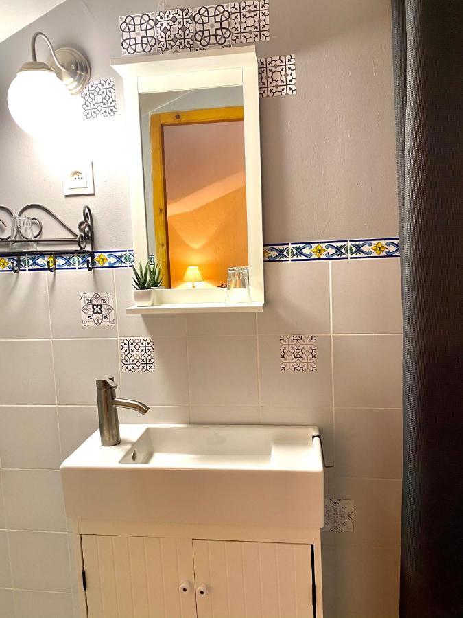 Le Mas De La Soie Violès Buitenkant foto